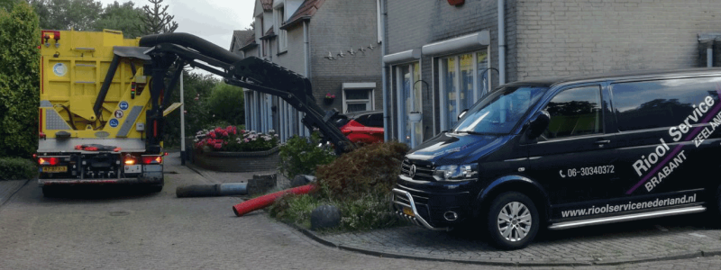 Riolering verstopt Prinsenbeek